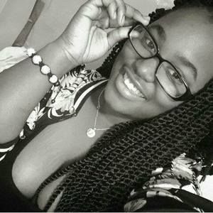 Meet your Posher, Dee